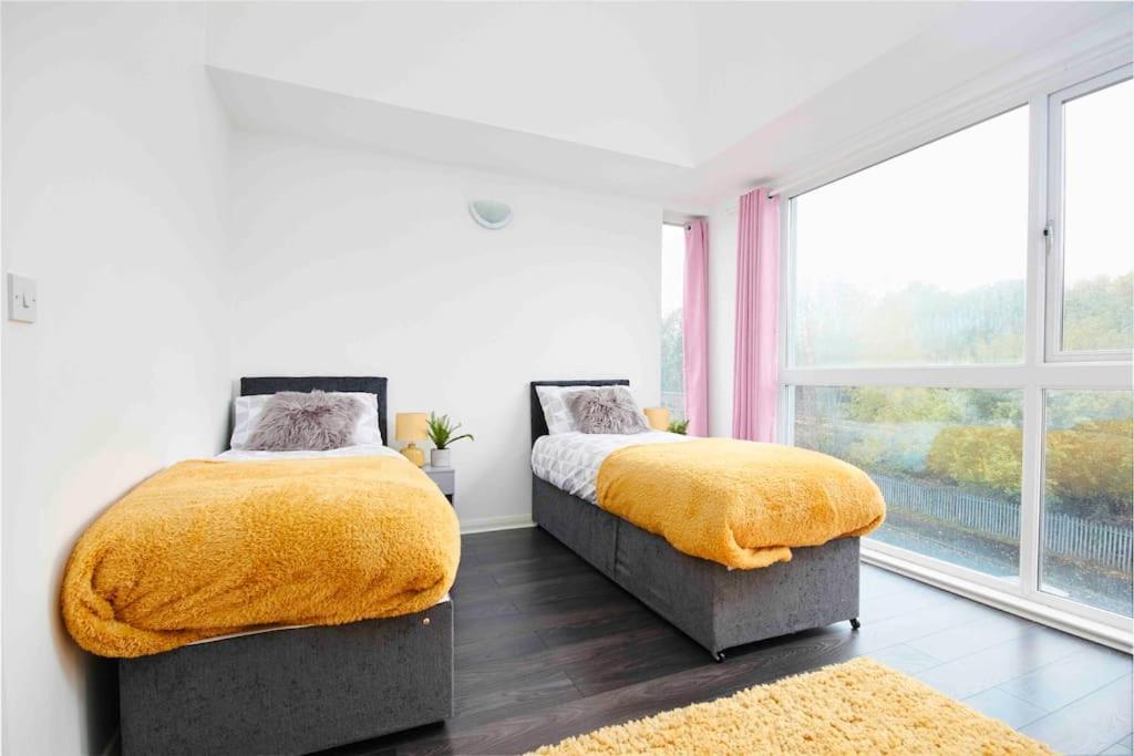 Dellehomes- Free Parking, Wfh, Family-Friendly แมนเชสเตอร์ ภายนอก รูปภาพ
